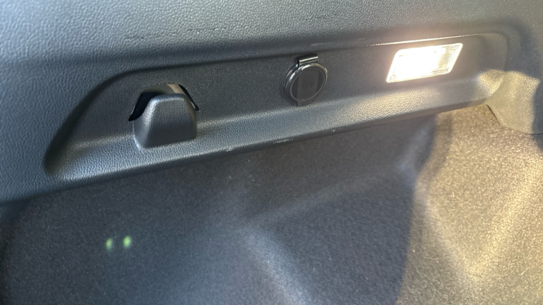 Ford Explorer 210kW Premium 77kWh 5dr Auto Electric Estate